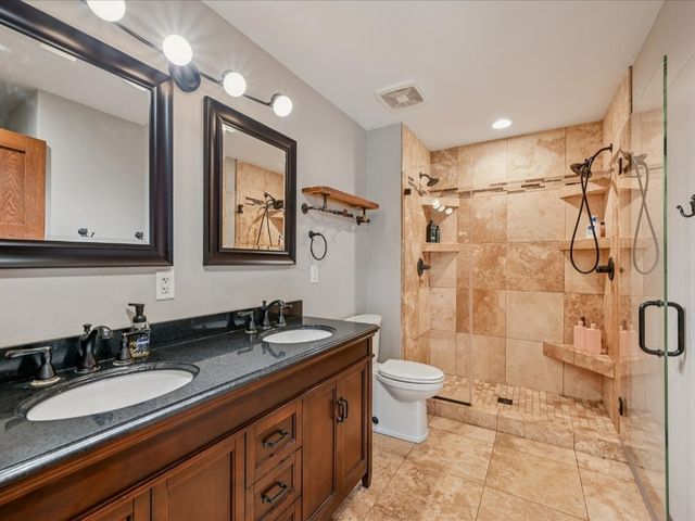 82 1st St Court, Atkins, IA 52206