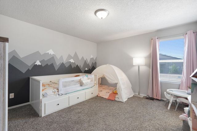 1536 Tierra Verde Loop NW, Los Lunas, NM 87031