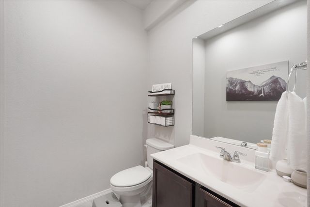 1536 Tierra Verde Loop NW, Los Lunas, NM 87031