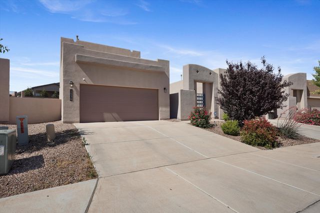 1536 Tierra Verde Loop NW, Los Lunas, NM 87031
