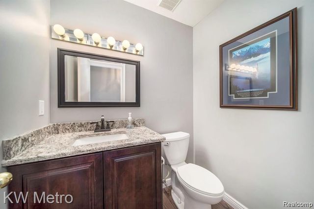 6886 Vail Court, Clarkston, MI 48348