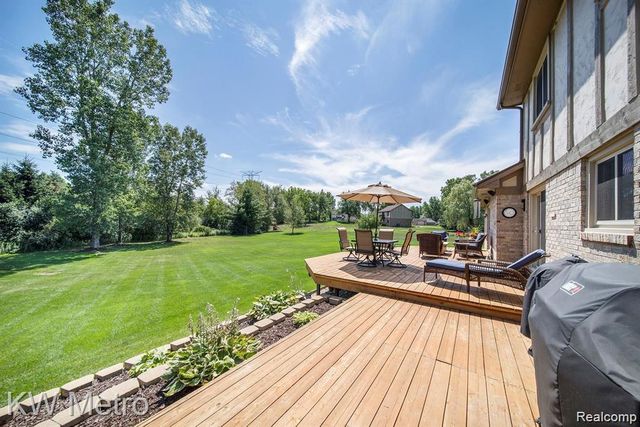 6886 Vail Court, Clarkston, MI 48348