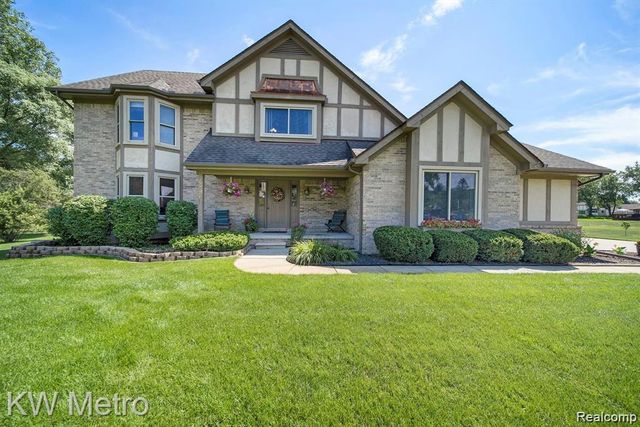 6886 Vail Court, Clarkston, MI 48348