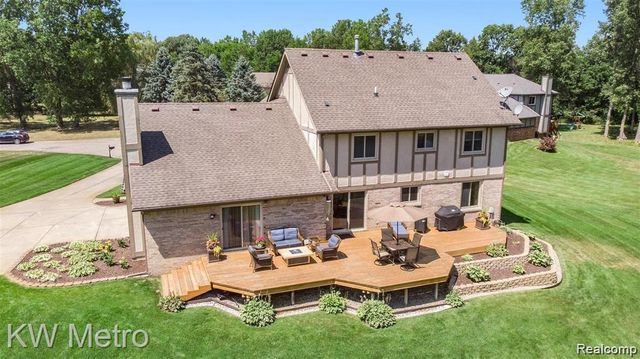 6886 Vail Court, Clarkston, MI 48348
