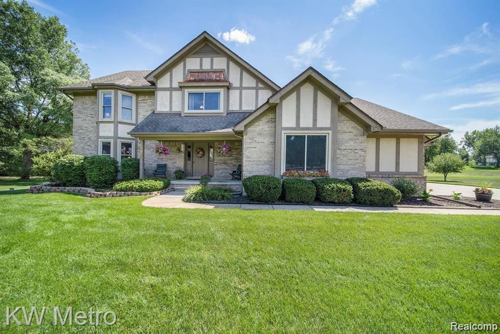 6886 Vail Court, Clarkston, MI 48348