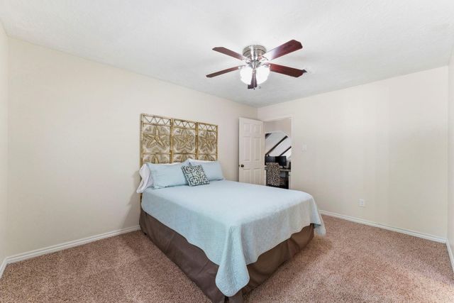 20 Falling Star Road, The Woodlands, TX 77381