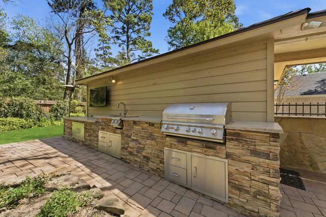 20 Falling Star Road, The Woodlands, TX 77381