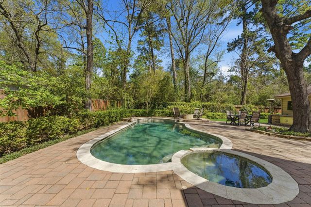 20 Falling Star Road, The Woodlands, TX 77381