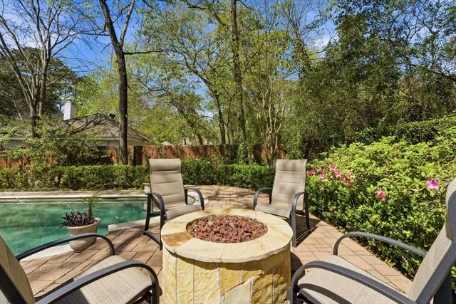 20 Falling Star Road, The Woodlands, TX 77381