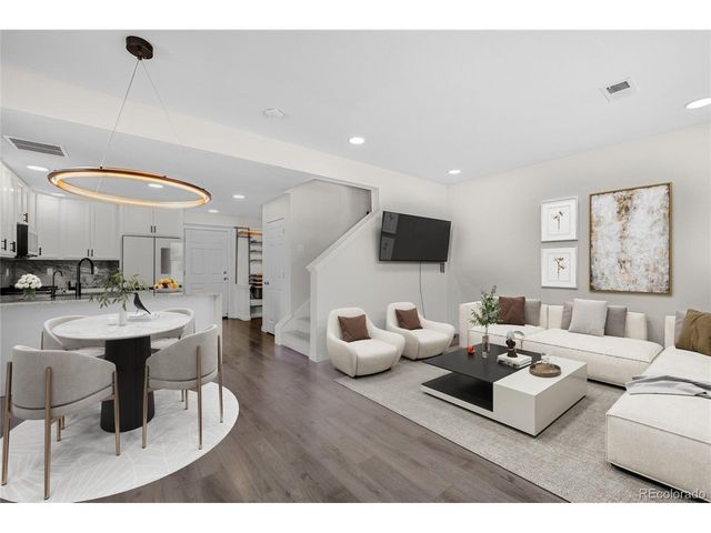 9811 E 56th Pl, Denver, CO 80238
