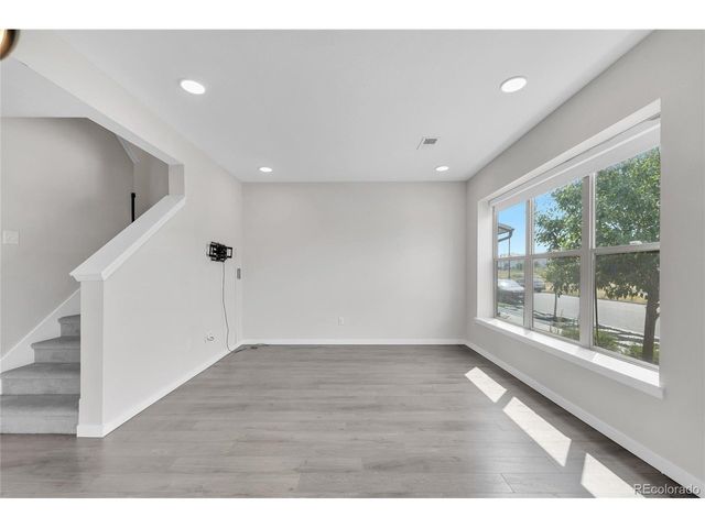 9811 E 56th Pl, Denver, CO 80238