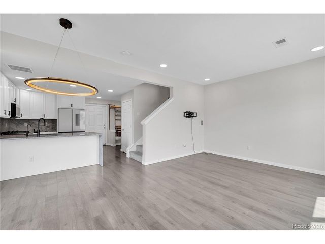 9811 E 56th Pl, Denver, CO 80238
