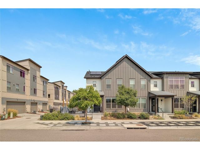 9811 E 56th Pl, Denver, CO 80238