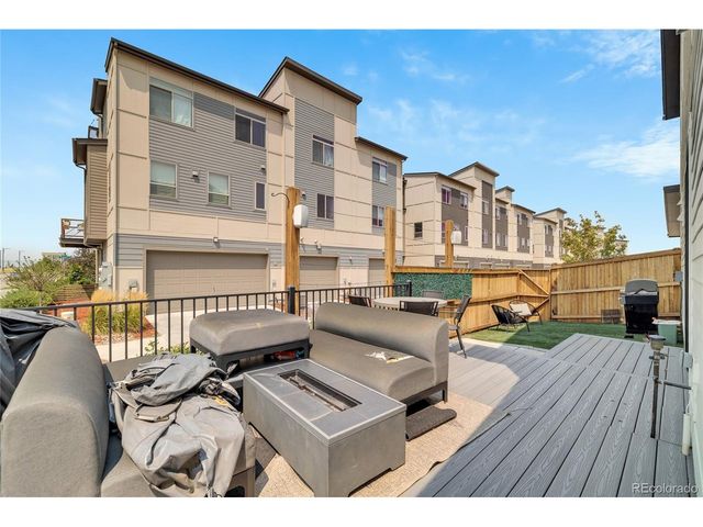 9811 E 56th Pl, Denver, CO 80238