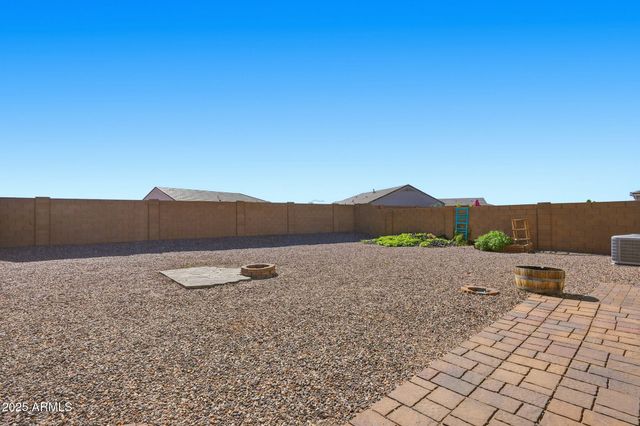 5223 E DIATOMITE Drive, San Tan Valley, AZ 85143