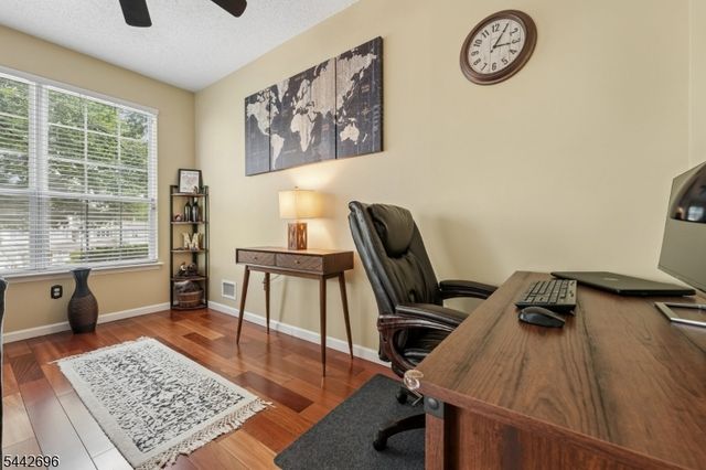 35 Hancock Dr, Morris Twp., NJ 07960
