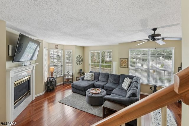 35 Hancock Dr, Morris Twp., NJ 07960