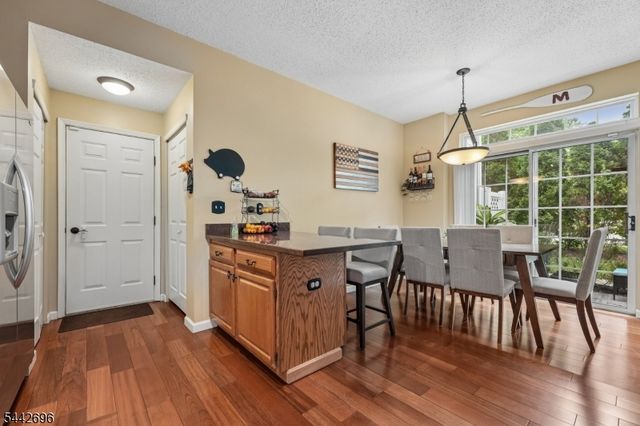 35 Hancock Dr, Morris Twp., NJ 07960