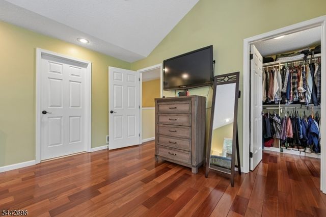 35 Hancock Dr, Morris Twp., NJ 07960