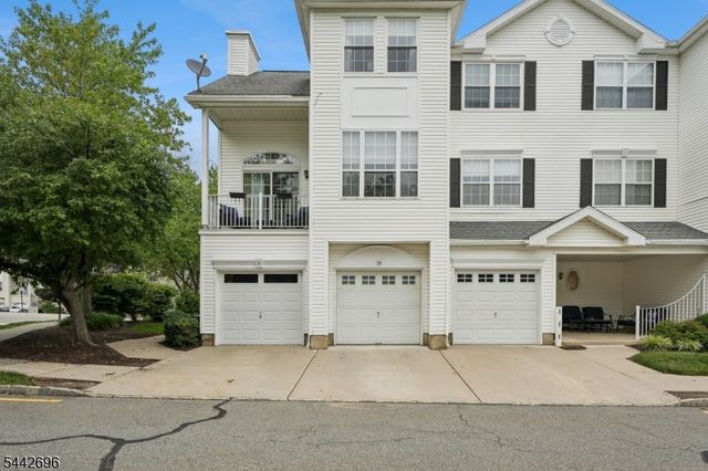 35 Hancock Dr, Morris Twp., NJ 07960
