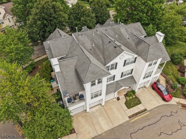 35 Hancock Dr, Morris Twp., NJ 07960