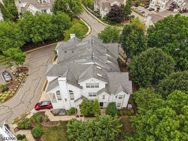 35 Hancock Dr, Morris Twp., NJ 07960