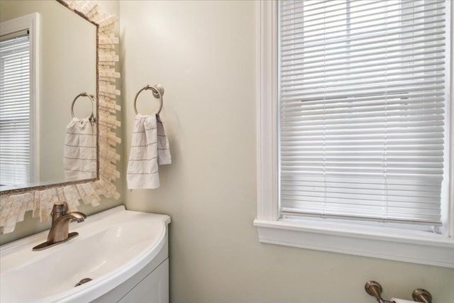 24 Poplar Circle, Peekskill, NY 10566
