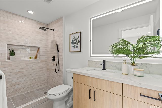 907 Ahuwale Street, Honolulu, HI 96821