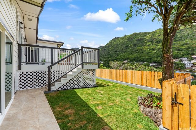 907 Ahuwale Street, Honolulu, HI 96821