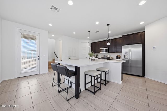 2778 S HARMONY Avenue, Gilbert, AZ 85295