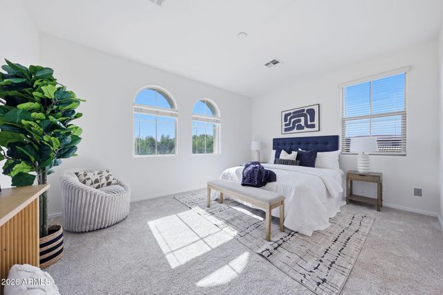 2778 S HARMONY Avenue, Gilbert, AZ 85295