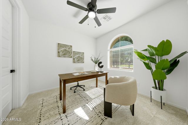 2778 S HARMONY Avenue, Gilbert, AZ 85295