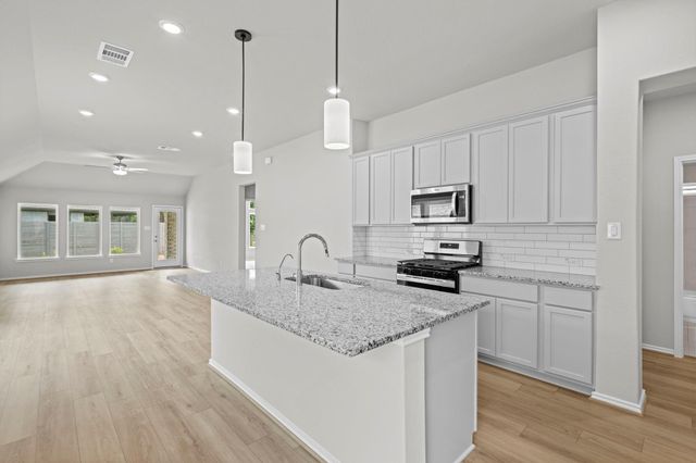 9392 Cordial Circle, Montgomery, TX 77316