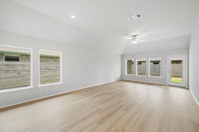 9392 Cordial Circle, Montgomery, TX 77316