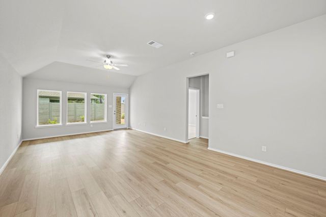 9392 Cordial Circle, Montgomery, TX 77316