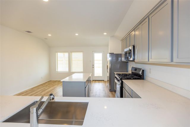 5330 Sleepy Fox Lane, Richmond, TX 77469