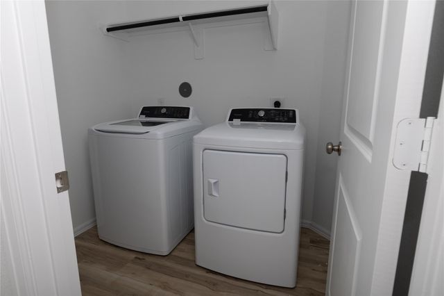 5330 Sleepy Fox Lane, Richmond, TX 77469