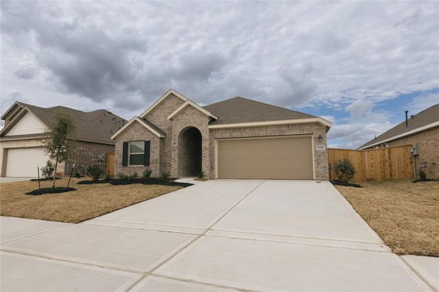 5330 Sleepy Fox Lane, Richmond, TX 77469