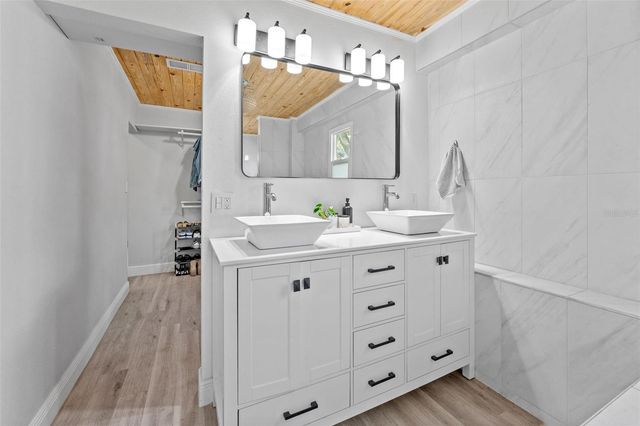 6317 N 22ND STREET, Tampa, FL 33610