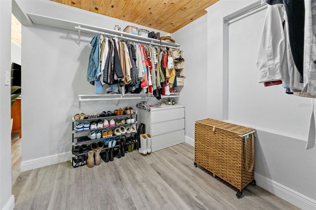 6317 N 22ND STREET, Tampa, FL 33610