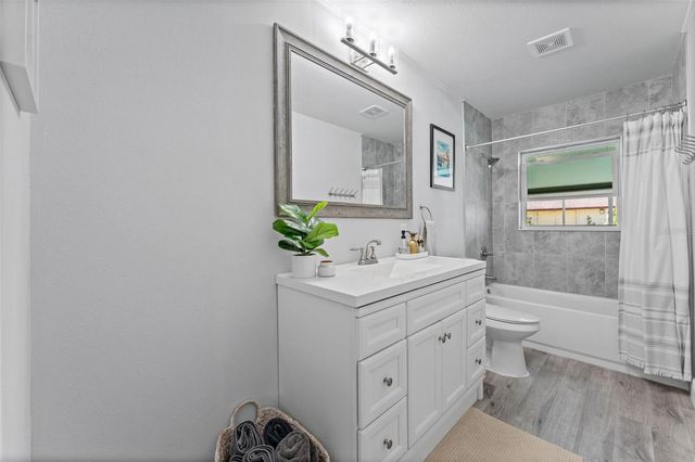 6317 N 22ND STREET, Tampa, FL 33610