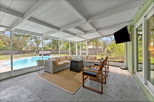 6317 N 22ND STREET, Tampa, FL 33610