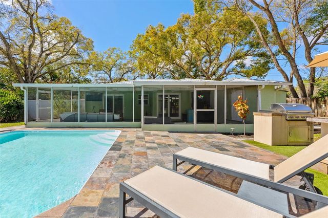 6317 N 22ND STREET, Tampa, FL 33610