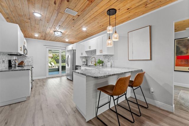 6317 N 22ND STREET, Tampa, FL 33610