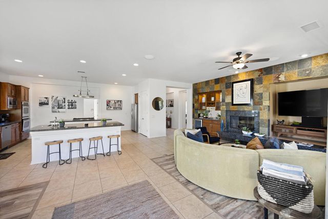 81084 Falling Leaf Court, Indio, CA 92201