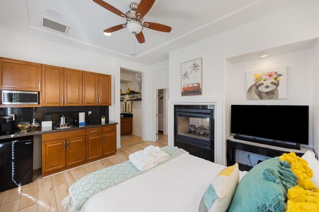 81084 Falling Leaf Court, Indio, CA 92201