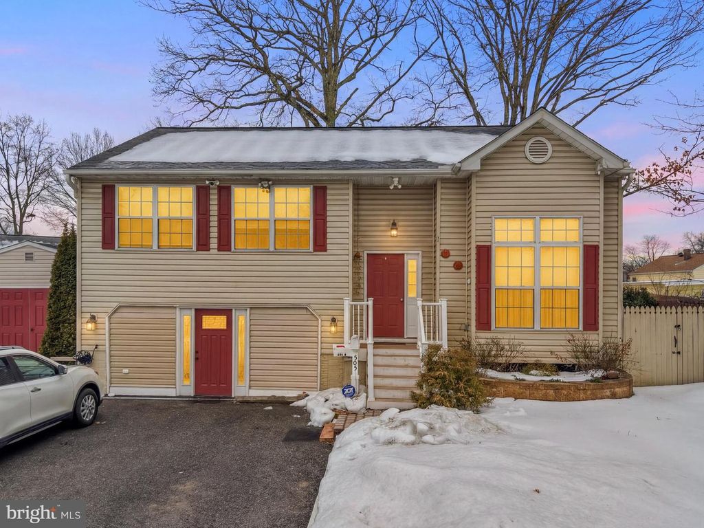 505 AQUAHART RD, Glen Burnie, MD 21061