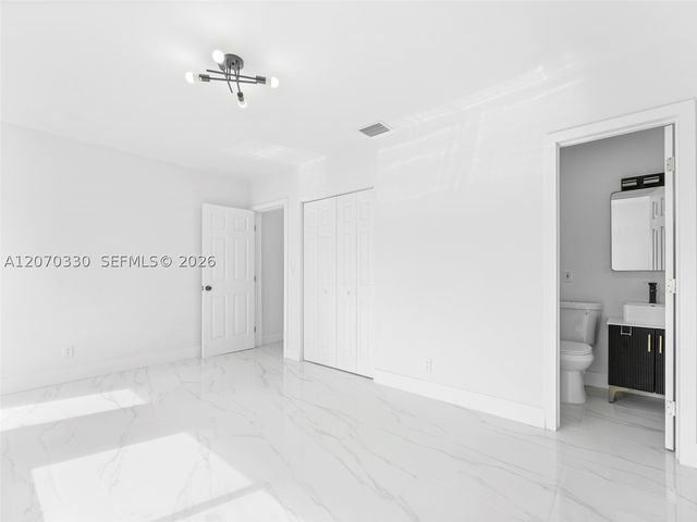 2500 SW 23rd Ter, Miami, FL 33145
