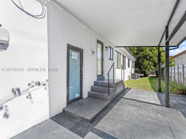 2500 SW 23rd Ter, Miami, FL 33145