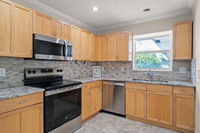 3601 S Ocean Boulevard 406, South Palm Beach, FL 33480